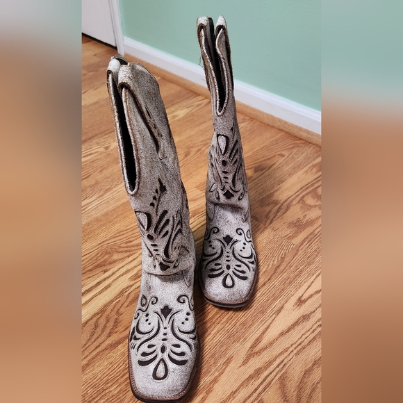 Roper Women's Boots - Cream and Brown, Sz 9.5 - Picture 5 of 12